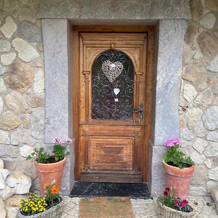 Apartment Pod Skalco Jesenice Exterior foto