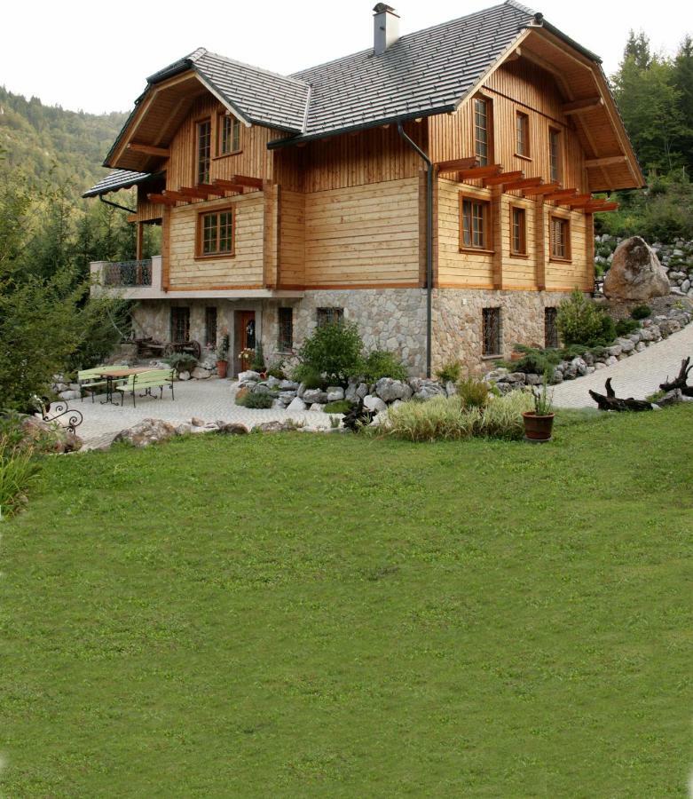 Apartment Pod Skalco Jesenice Exterior foto