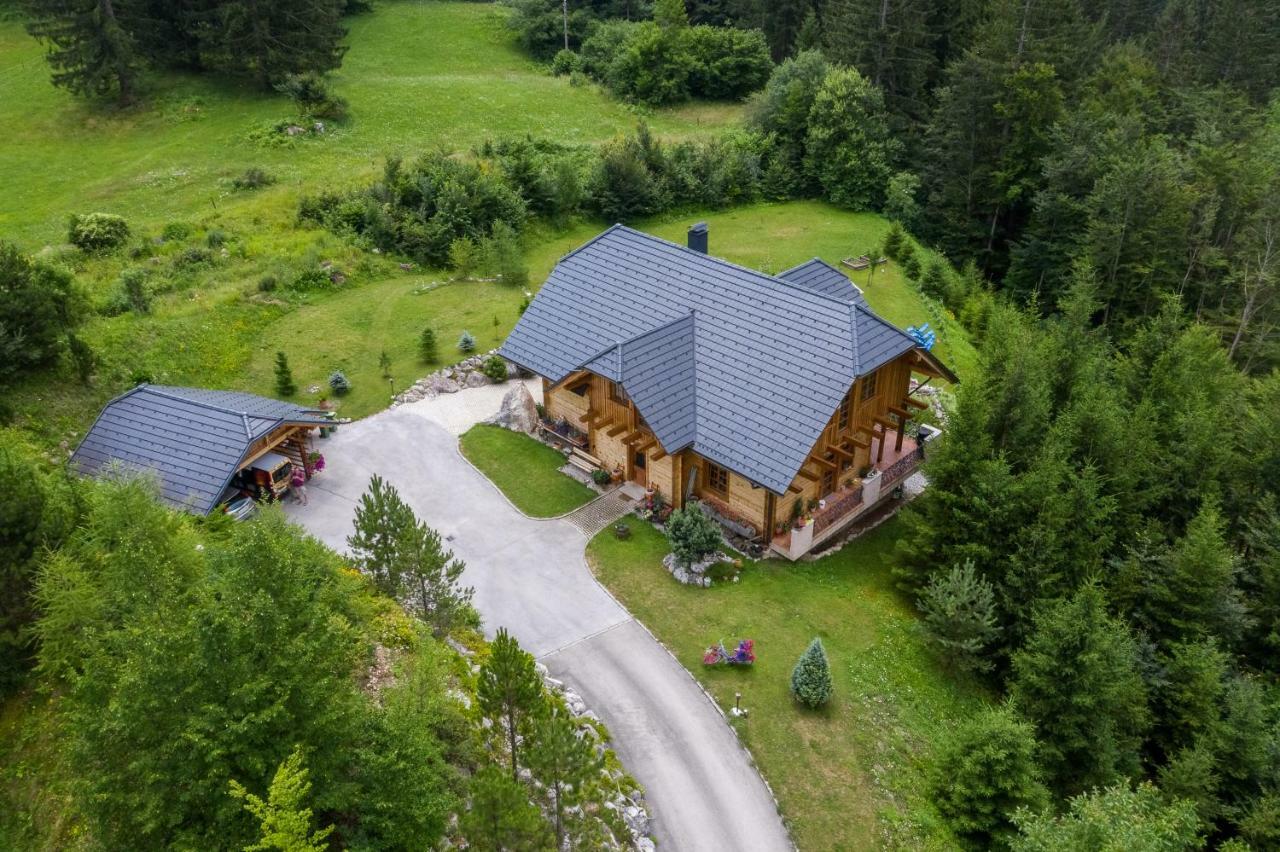 Apartment Pod Skalco Jesenice Exterior foto